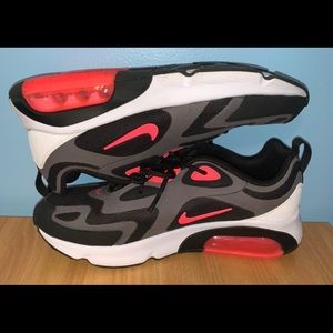 Nike Air Max 200